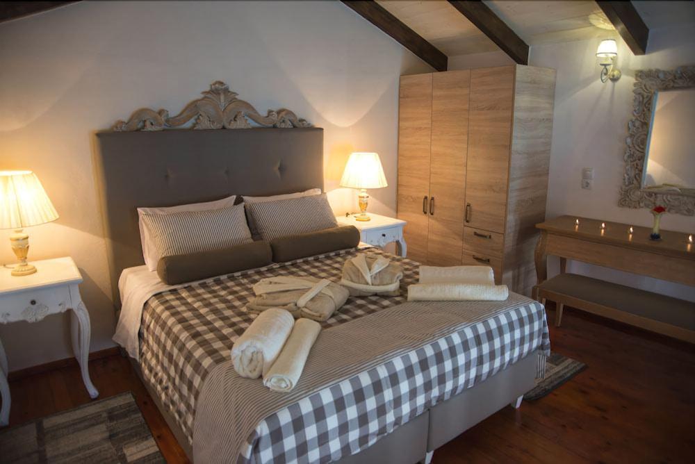 Porto Enetiko Suites Rethymno  Ngoại thất bức ảnh